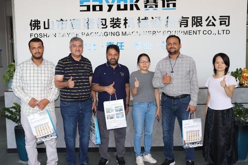 tin tức công ty mới nhất về Chào mừng khách hàng Yemen đến thăm máy lau ướt