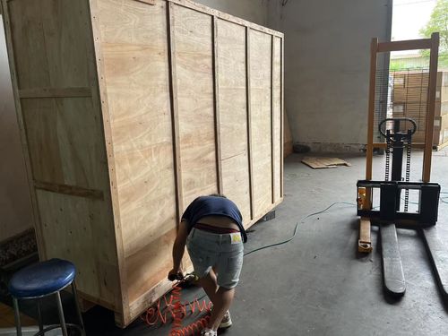 tin tức công ty mới nhất về Máy đóng gói gấp vải vải tùy chỉnh sẵn sàng để vận chuyển