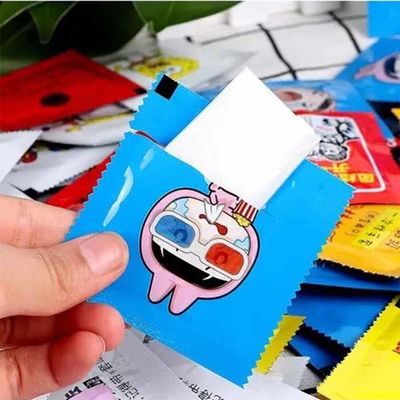 Thiết kế nhỏ gọn Tốc độ cao 1 cặp găng tay PE Máy đóng gói gấp tự động nâng cấp 2024