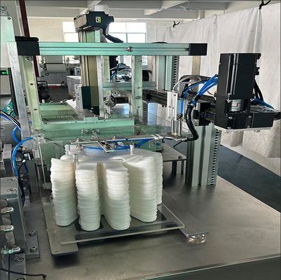 Máy đóng gói gói cầm găng PE có năng suất cao với chức năng gấp hút tự động